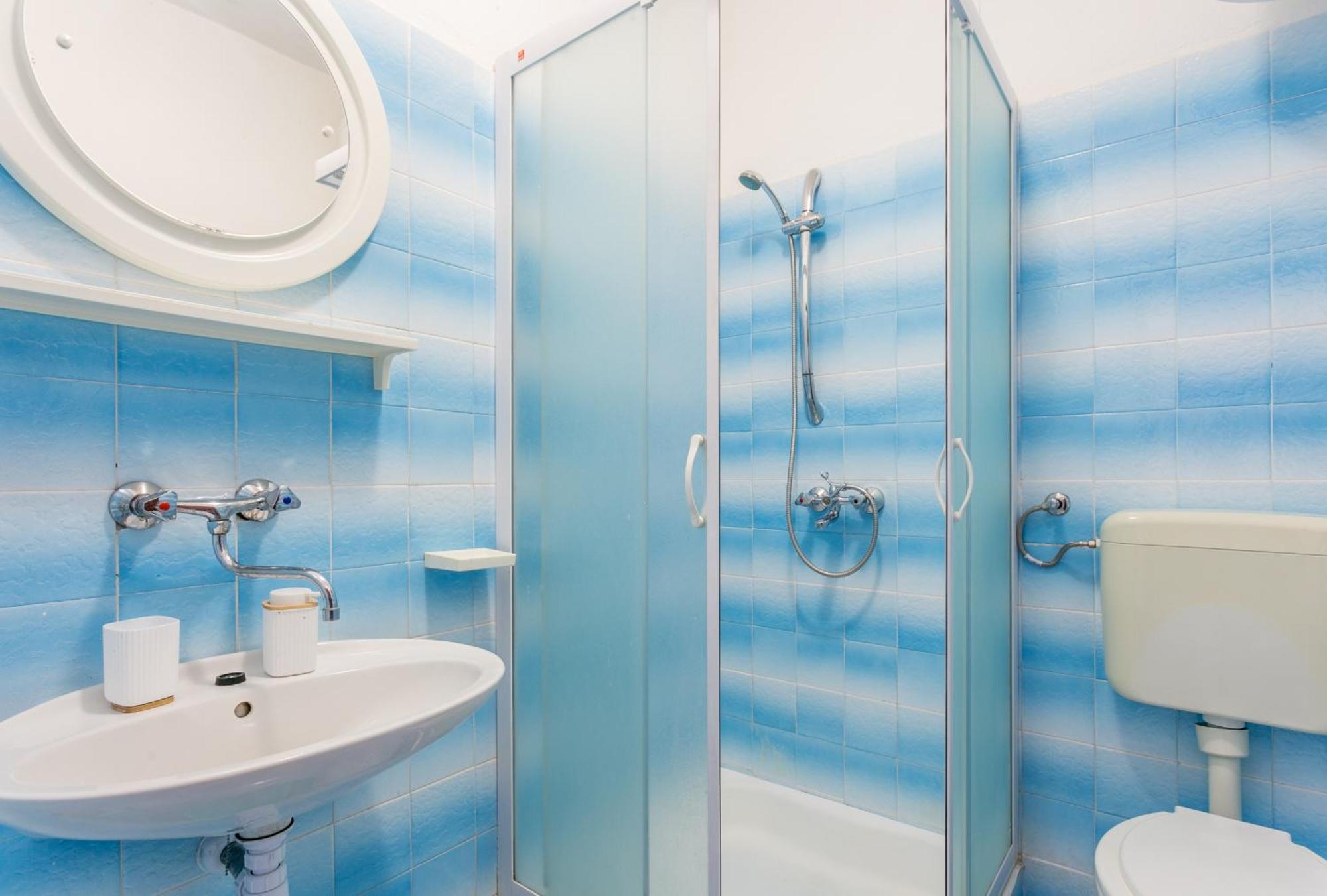 Double Room Supetar 5658D エクステリア 写真